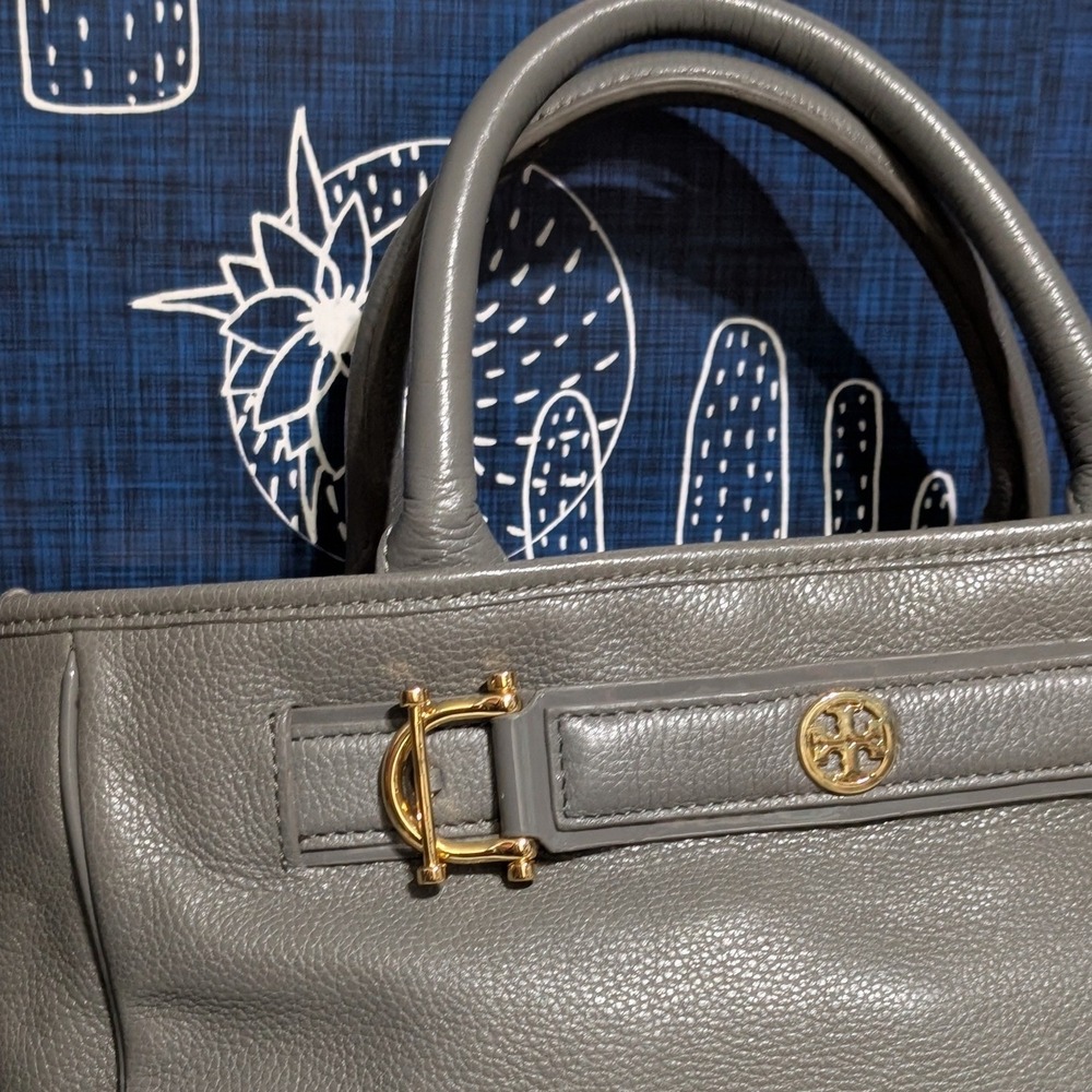 Tory Burch Pebbled Leather Horsebit Logo Accent Satchel Tote Bag Gray - Picture 2 of 7